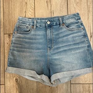 American Eagle bottoms